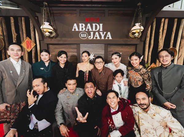 Film Indonesia “Abadi Nan Jaya” Kuasai Daftar Top 10 Global Netflix
