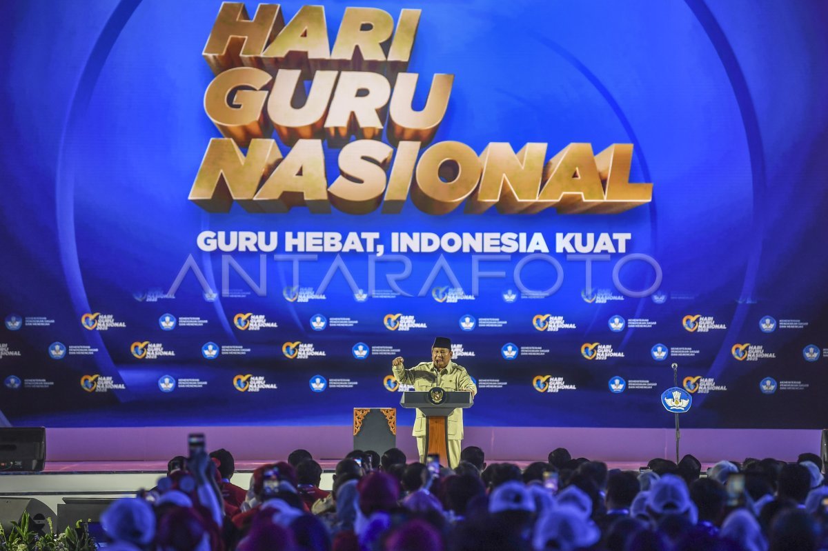 Hari Guru Nasional 2025: Presiden Prabowo Tegaskan Guru Tegas Penting untuk Karakter Anak