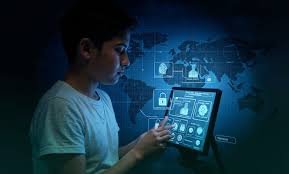 Bijak Berselancar di Dunia Digital: Cara Menjaga Karakter Online