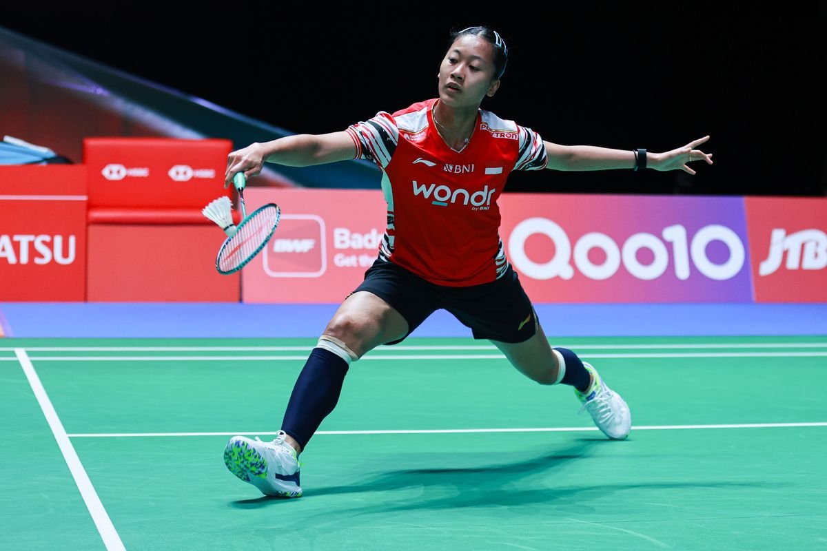 Bangkit di Gim Ketiga! Putri Kusuma Wardani Tumbangkan Pornpawee dan Bawa Indonesia Unggul 1-0