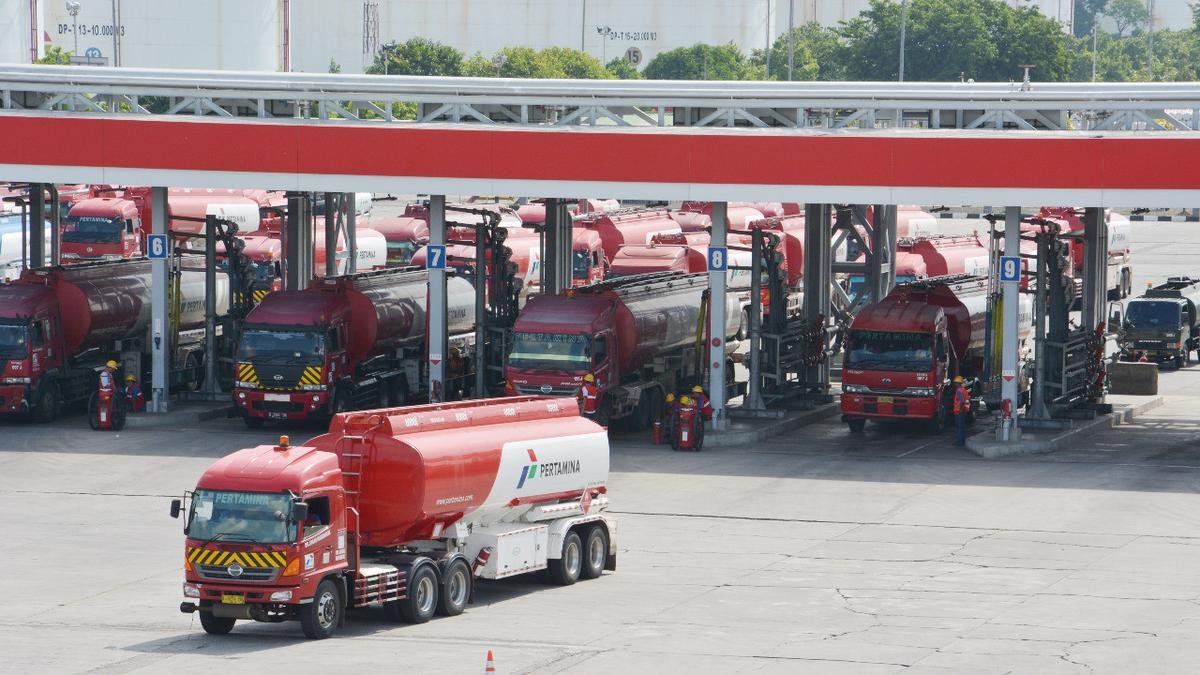 Distribusi BBM di Sumatera Barat Pulih Pascabanjir dan Longsor