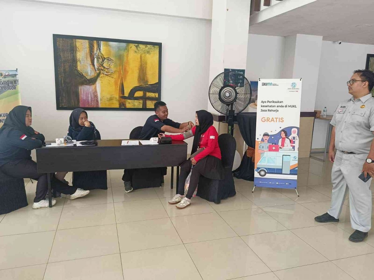 Jasa Raharja Bogor Tingkatkan Kesiapsiagaan Masyarakat Lewat Pengobatan Gratis dan Pelatihan PPGD