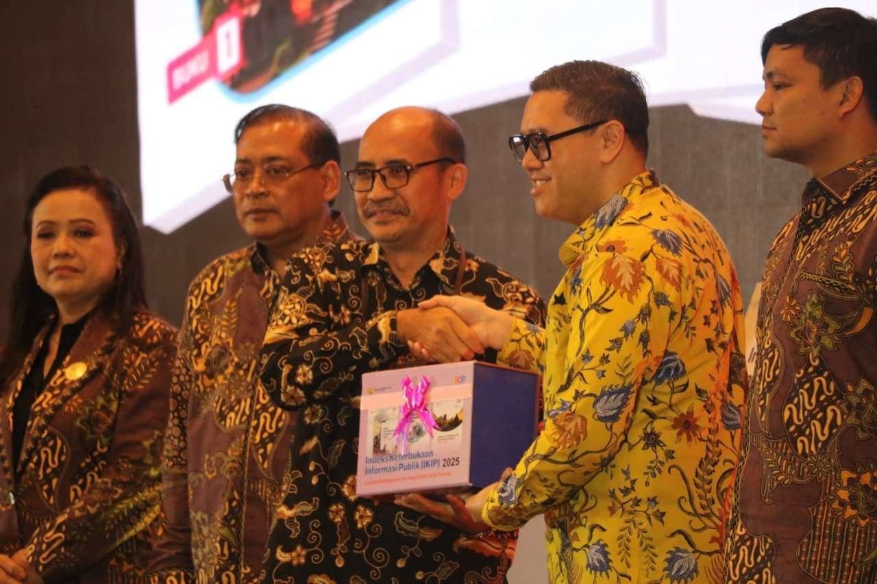 Partai Golkar Raih Penghargaan Partai Informatif di Anugerah KIP 2025
