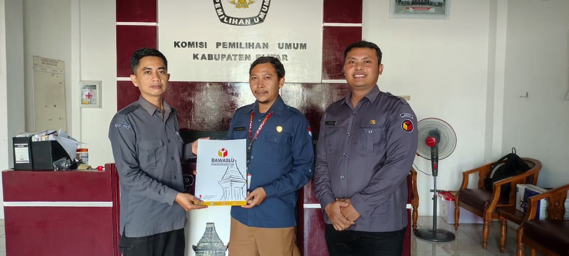 Bawaslu Kabupaten Blitar Imbau KPU Tingkatkan Transparansi Pemutakhiran Data Parpol Melalui Sipol 2025