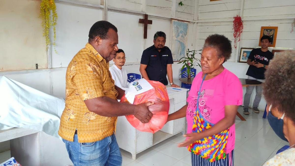 BRI Peduli Tebar Kasih di Natal 2025, 10.500 Paket Sembako Disalurkan untuk Masyarakat