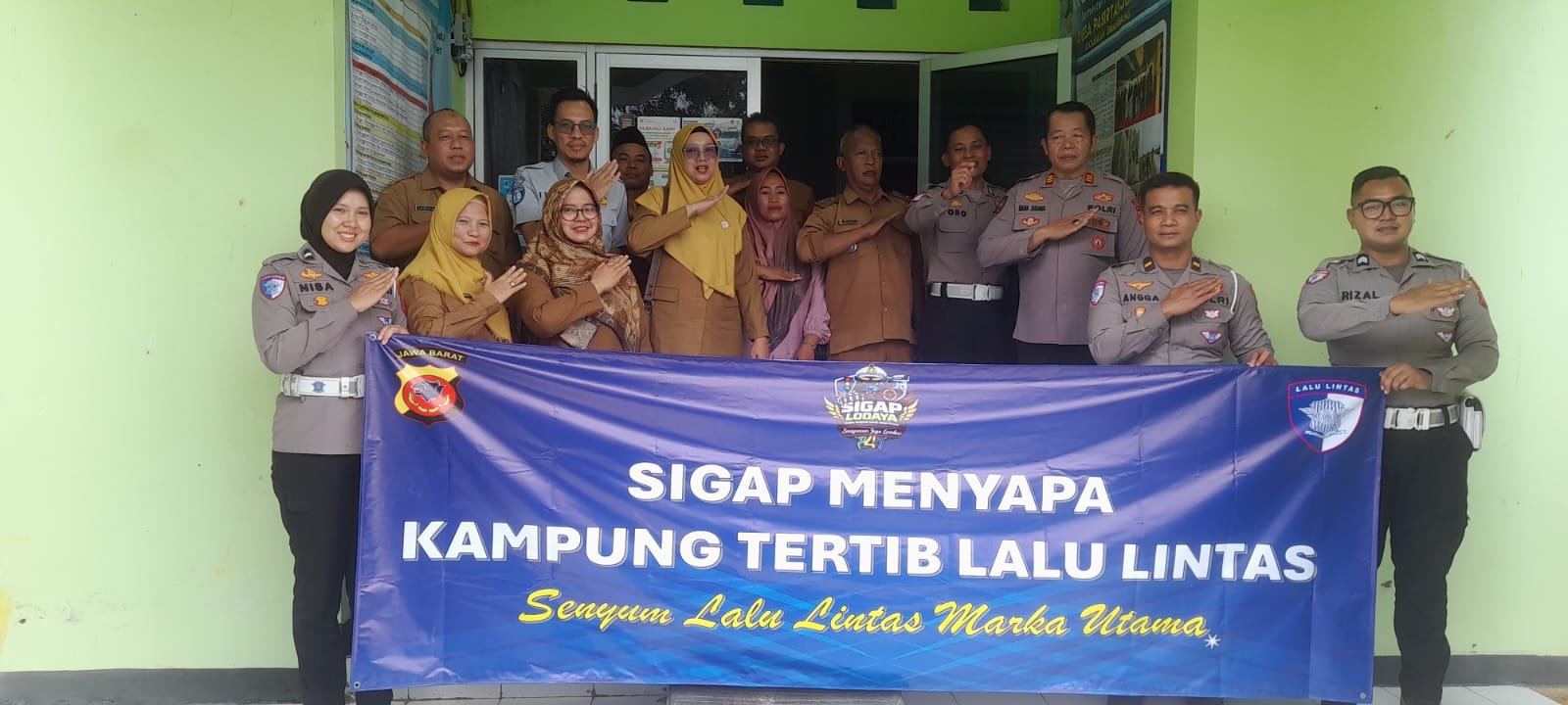 Jasa Raharja Karawang Hadiri Asistensi Kampung Tertib Lalu Lintas Di Desa Pasirtanjung
