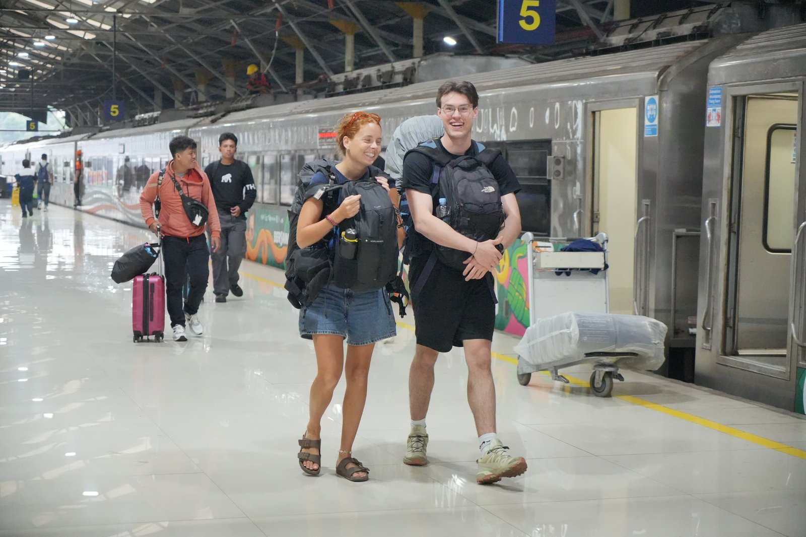 Pertumbuhan Wisatawan Mancanegara Naik 3,7 Persen, KAI Jadi Pilihan Transportasi Ramah Lingkungan