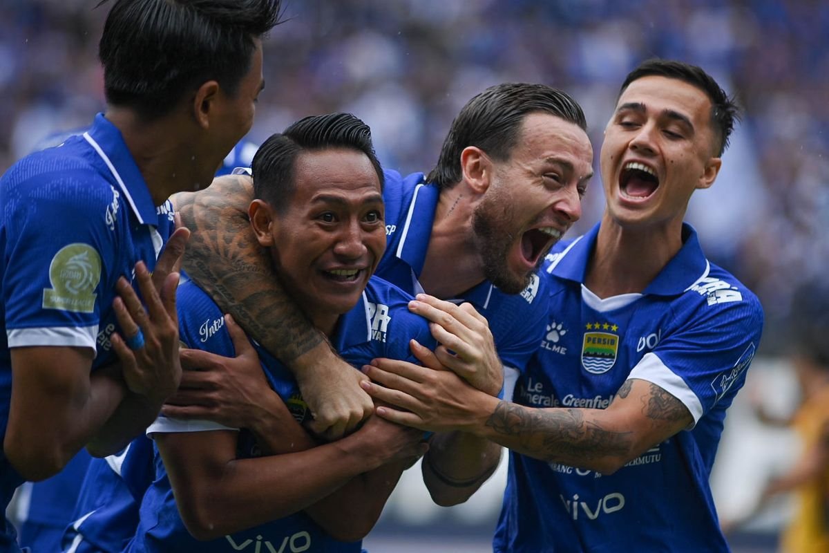 Persib Bandung Juara Paruh Musim Super League 2025/2026 Usai Kalahkan Persija