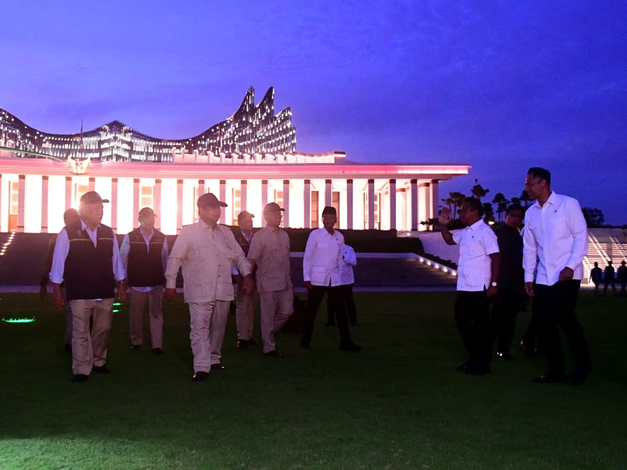 Presiden Prabowo Pantau Pembangunan IKN, Bermalam di Kawasan Ibu Kota Baru