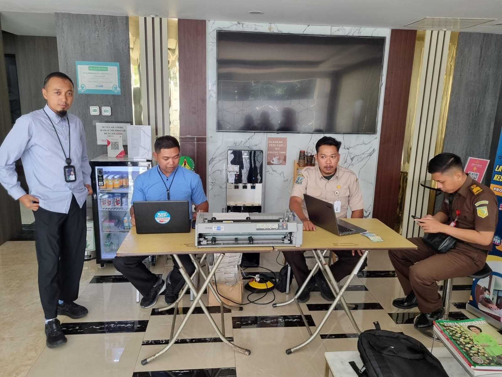 Jasa Raharja Bersama Samsat Surabaya Selatan Hadirkan Layanan Samsat Jemput Bola di Kantor Kejaksaan Tinggi Jawa Timur