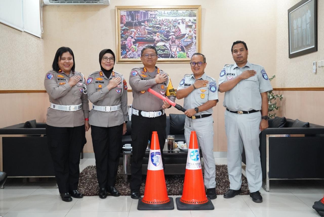 Jasa Raharja Kalsel Perkuat Keselamatan Lalu Lintas melalui Dukungan Sarana Operasional