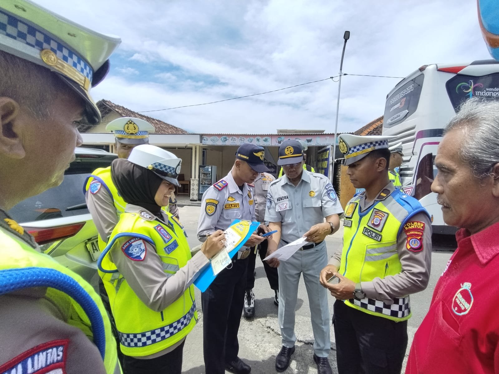 Pastikan Armada Layak Jalan, Lintas Instansi Lakukan Ramp Check di Pantai Parangtritis