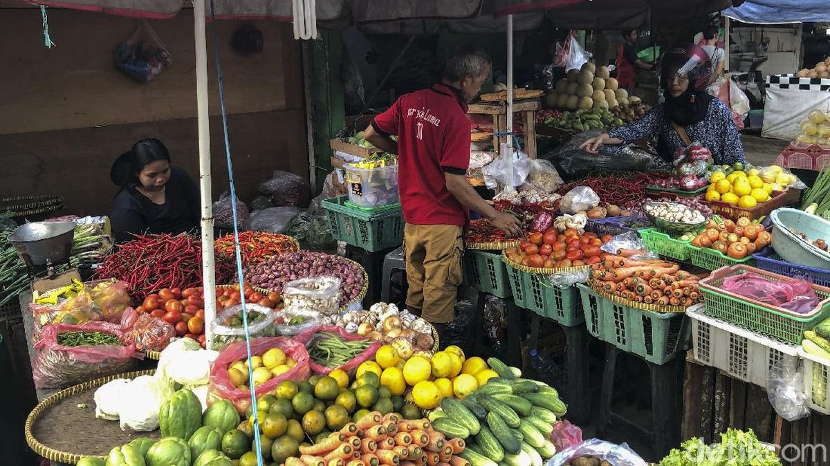 PIHPS Catat Harga Bawang Merah Rp43.800/Kg, Cabai Rawit Merah Rp75.300