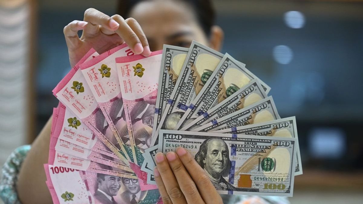 Kurs Rupiah Turun 0,11 Persen, Sentuh Rp16.855 per Dolar AS