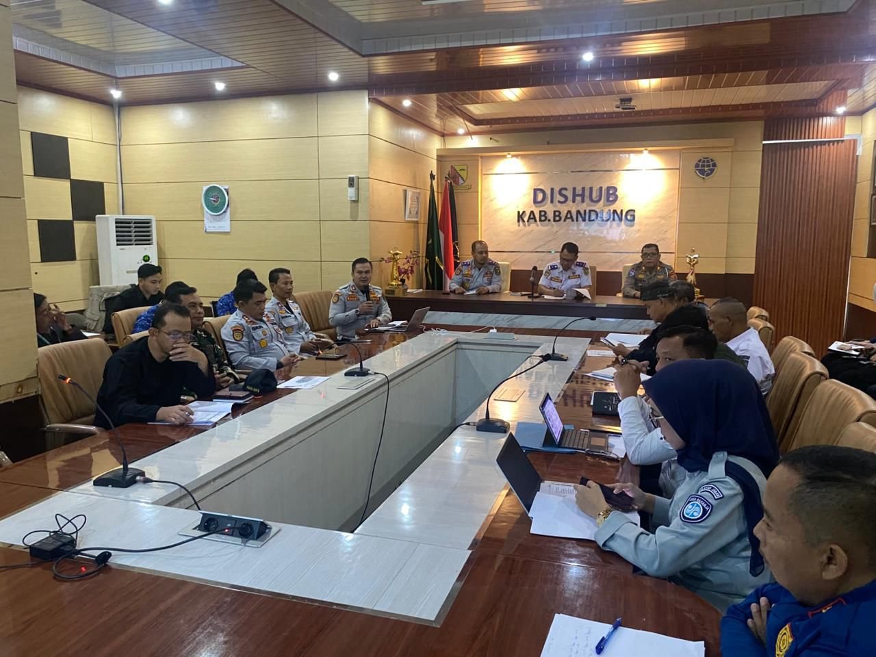 Forum Keselamatan Lalu Lintas Dan Angkutan Jalan (FKLLAJ) Kabupaten Bandung Bahas Kesiapan Mudik Lebaran 2026