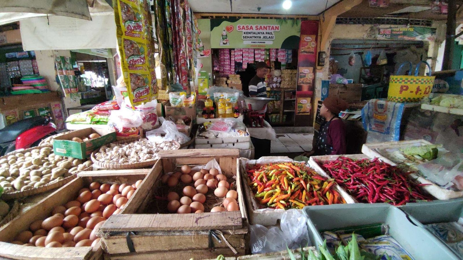 Update Harga Pangan Selasa Pagi: Bawang Merah Rp47.650 dan Cabai Rawit Rp68.550 per Kg