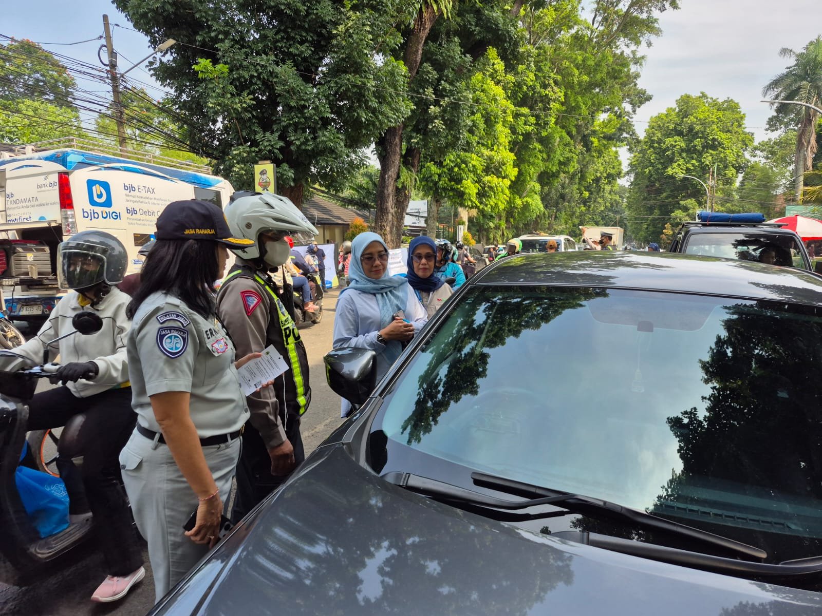 Kolaborasi Tim Pembina Samsat Kota Bogor dalam Operasi Gabungan Demi Tingkatkan Ketertiban Berlalu Lintas