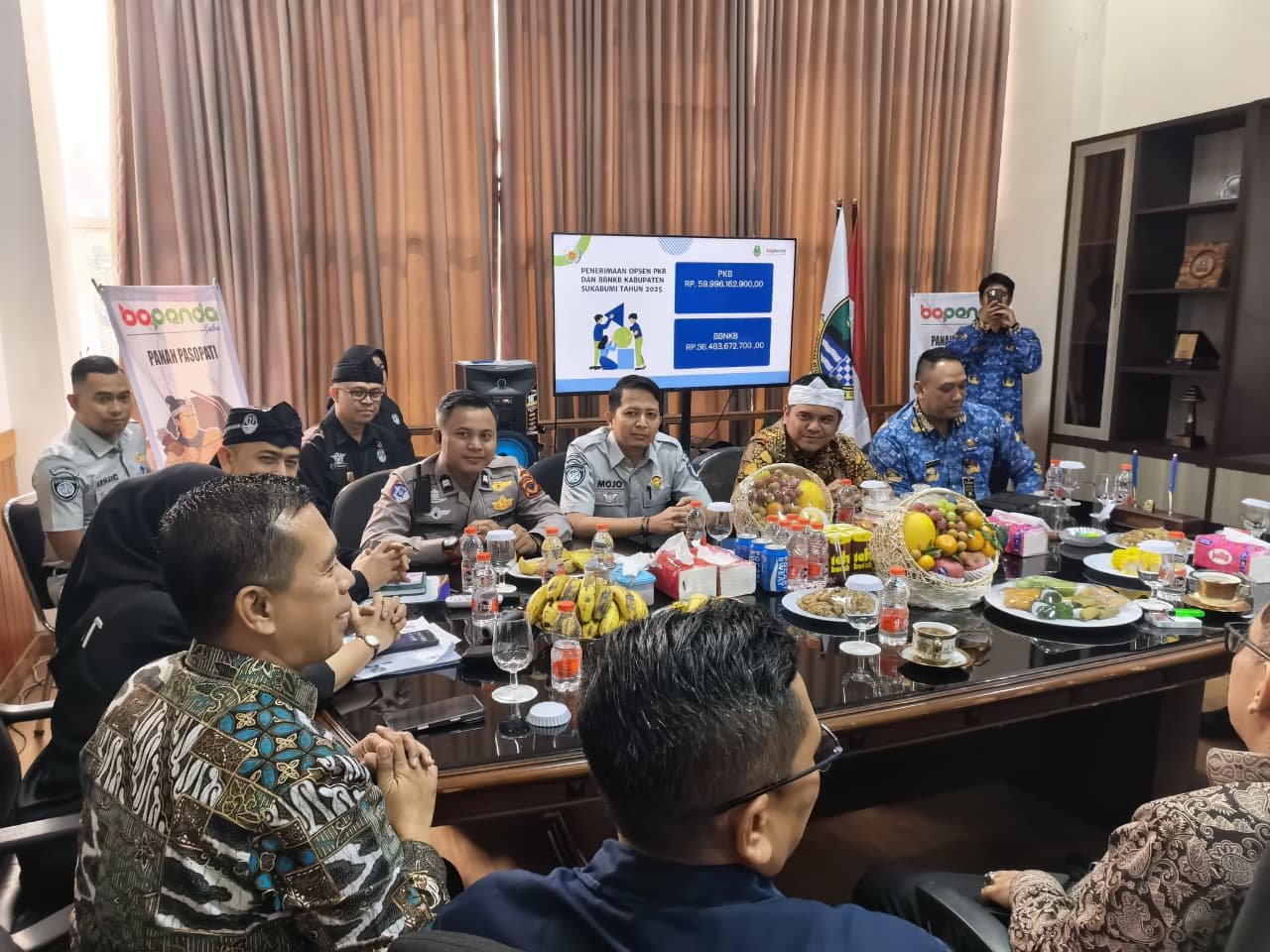 Bupati Sukabumi Pastikan Layanan Samsat Cibadak Makin Mudah dan Cepat