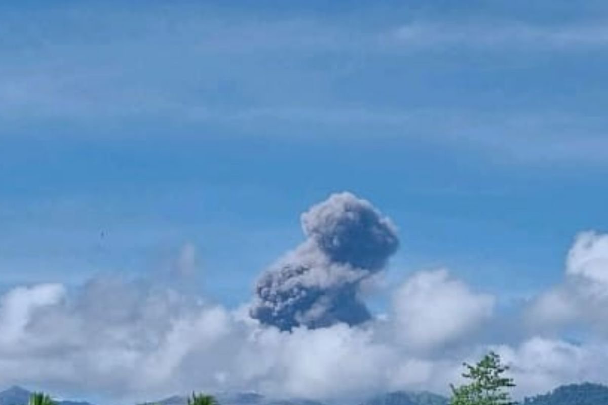 Erupsi Gunung Dukono, PVMBG Imbau Warga Gunakan Masker dan Pelindung Mata
