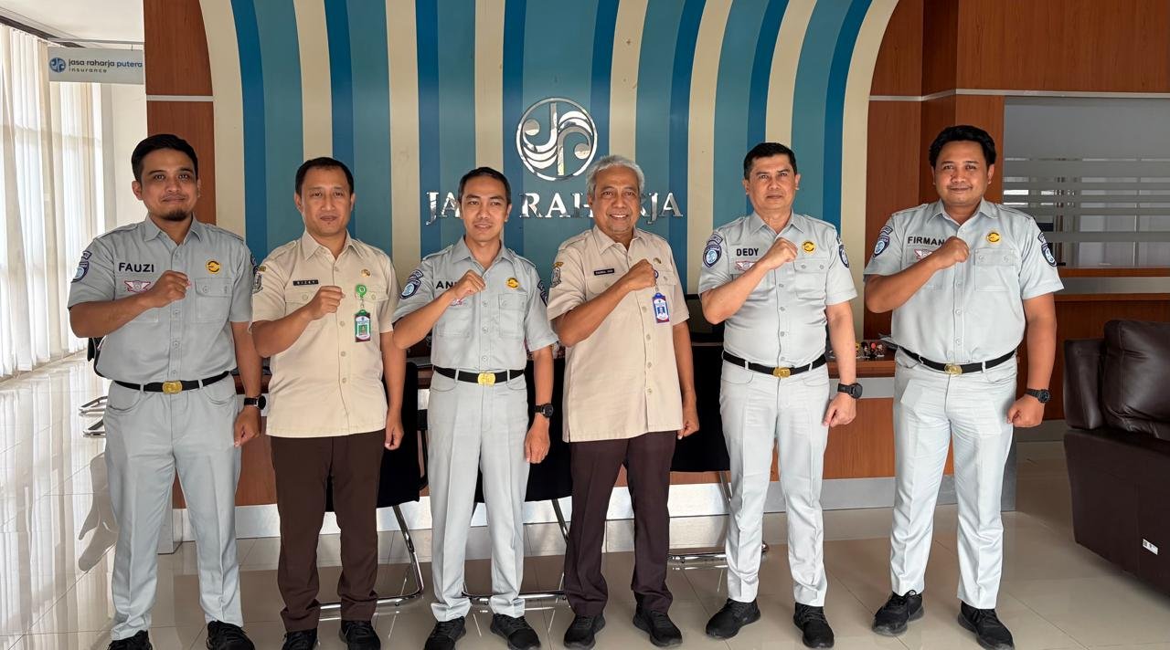 Jasa Raharja Bojonegoro dan KUPT PPD Bojonegoro Bahas Strategi Peningkatan Collection Rate PKB dan SWDKLLJ