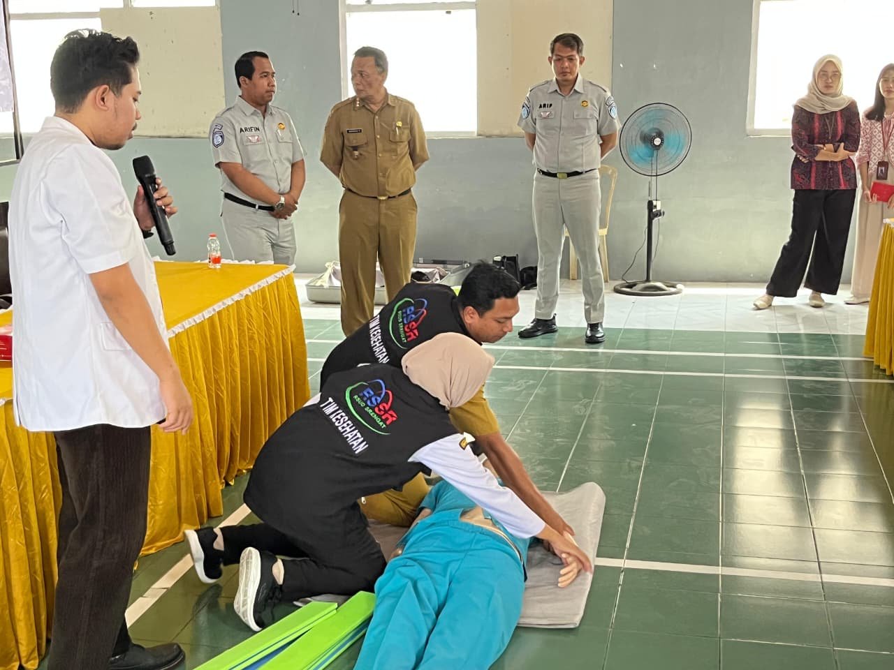 Jasa Raharja Berupaya Cegah Tingkat Fatalitas Korban Laka Lantas Melalui Pelatihan PPGD Bersama RSUD Srengat di Kecamatan Srengat Kab. Blitar