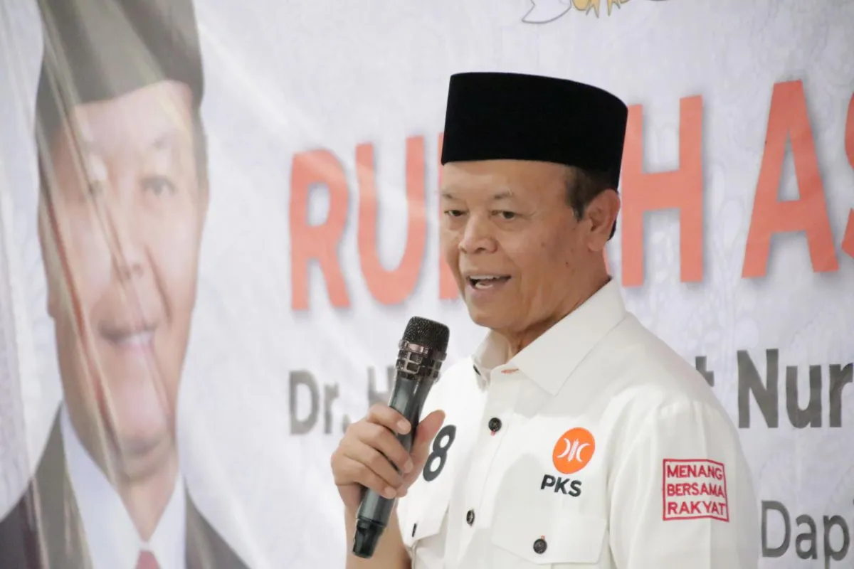 Hidayat Nur Wahid: LCC Jadi Sarana Siapkan Generasi Emas 2045