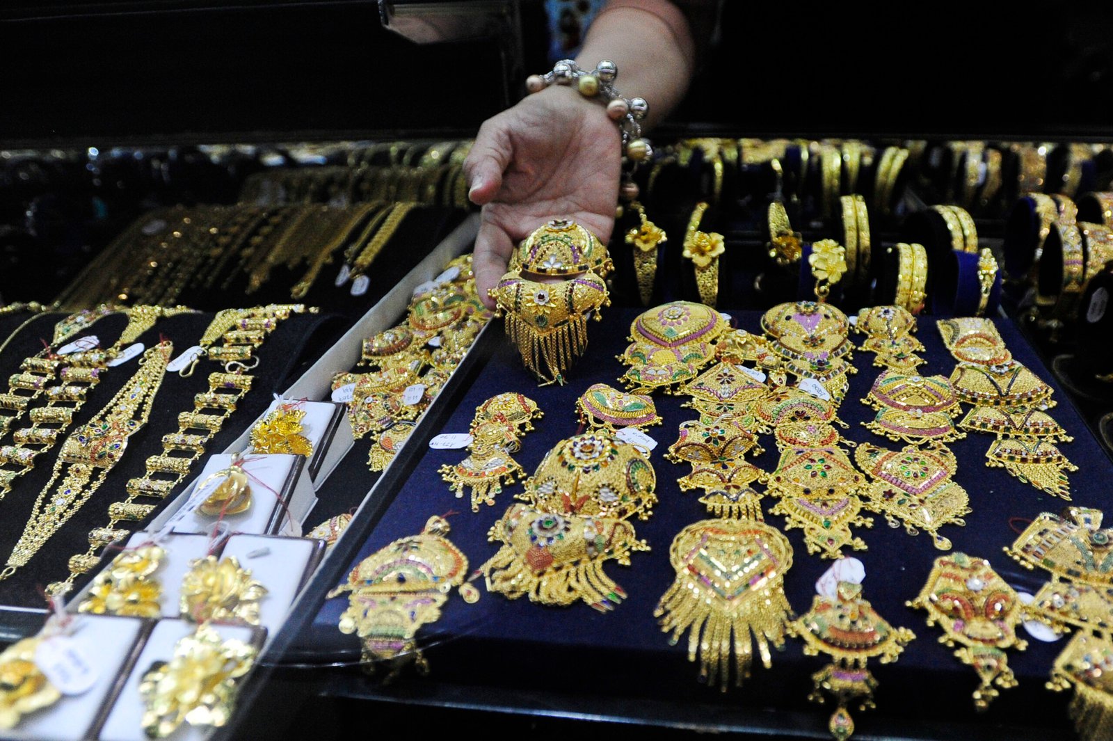 Harga Emas Perhiasan Hari Ini 19 Mei 2026 di Raja Emas dan Laku Emas