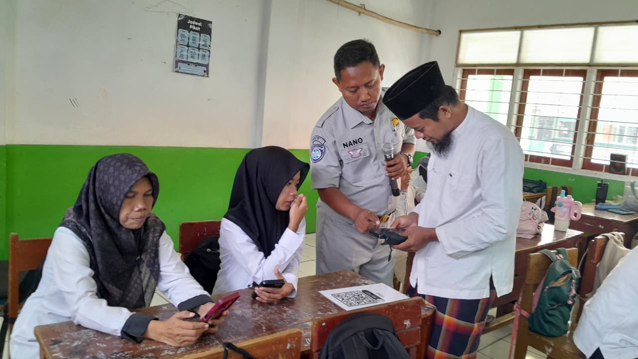 Tekan Angka Kecelakaan Remaja, Jasa Raharja dan Polres Purwakarta Gelar Program PPKL di MAI Al-Ikhlas