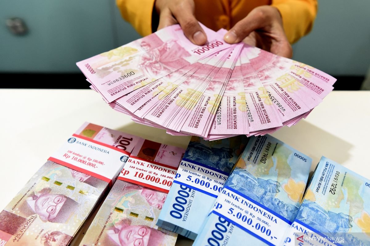 Rupiah Melemah ke Rp17.883 per Dolar AS pada Perdagangan Selasa Pagi