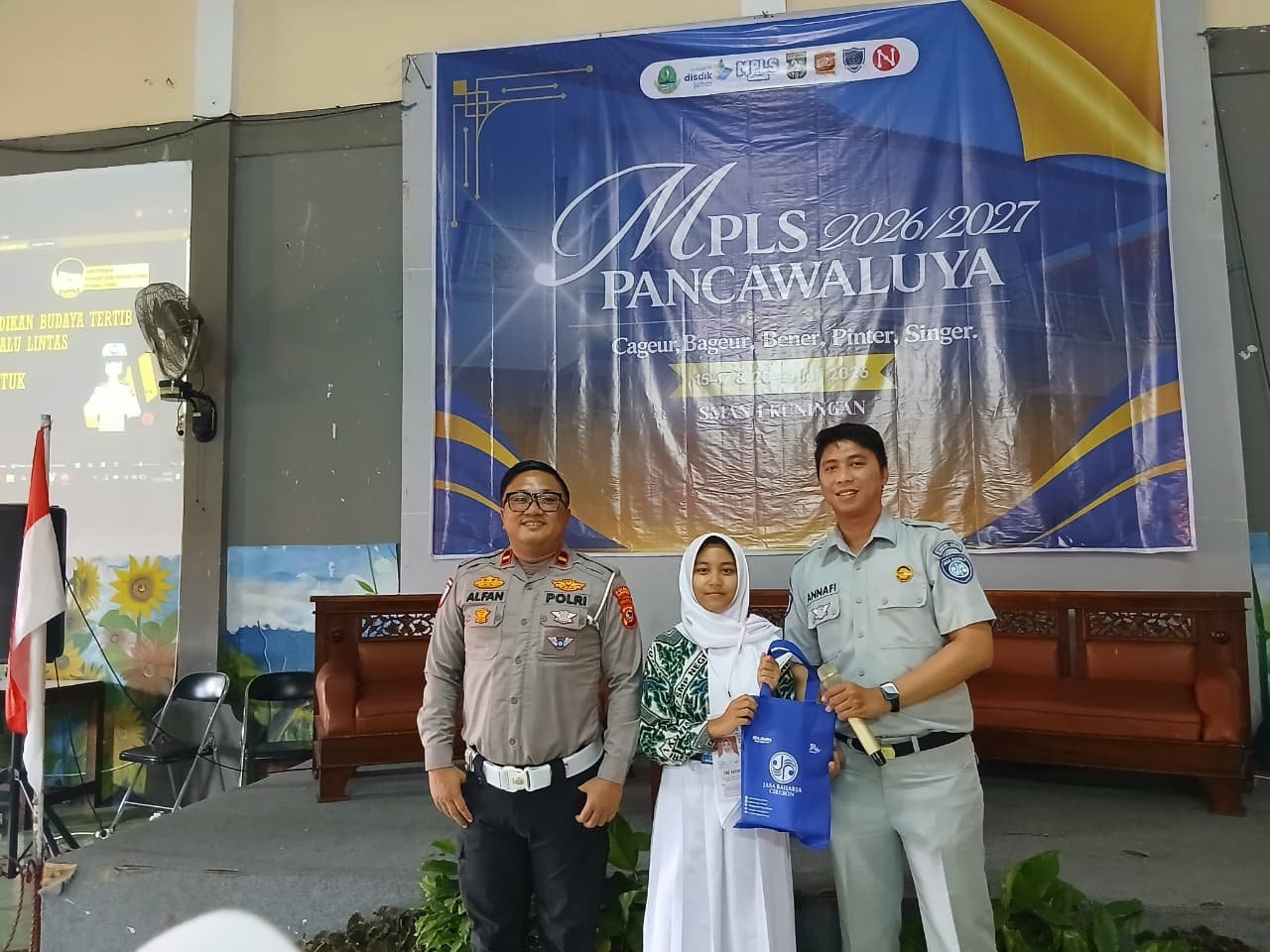 Upaya Keselamatan Lalu Lintas, PT Jasa Raharja (Persero) Cabang Cirebon Gelar Pengajar Peduli Keselamatan Lalu Lintas (PPKL) Di SMAN 1 Kab Kuningan