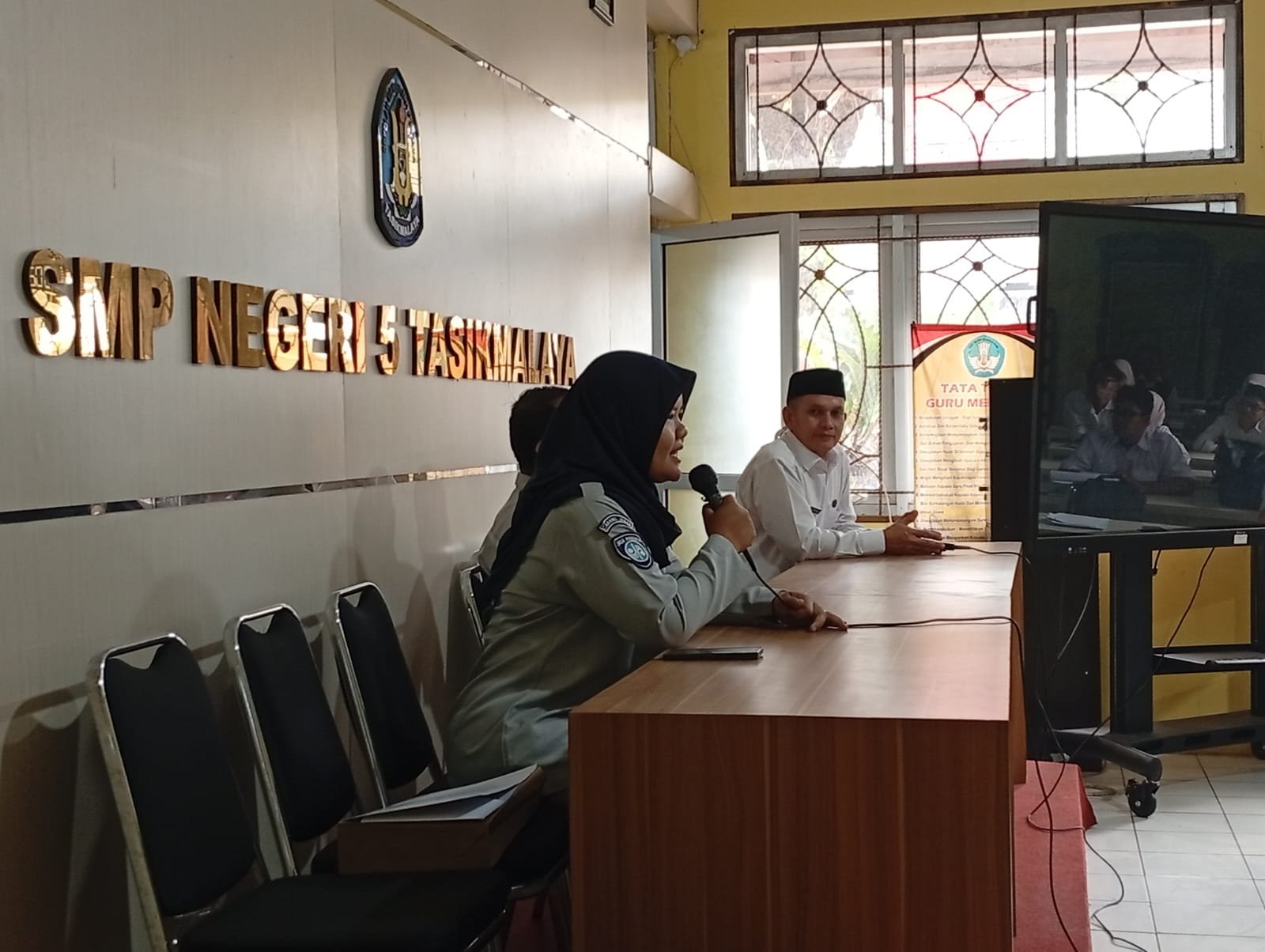 Jasa Raharja Cabang Tasikmalaya Sosialisasikan Keselamatan Berlalu Lintas pada Kegiatan MPLS di SMP Negeri 5 Kota Tasikmalaya