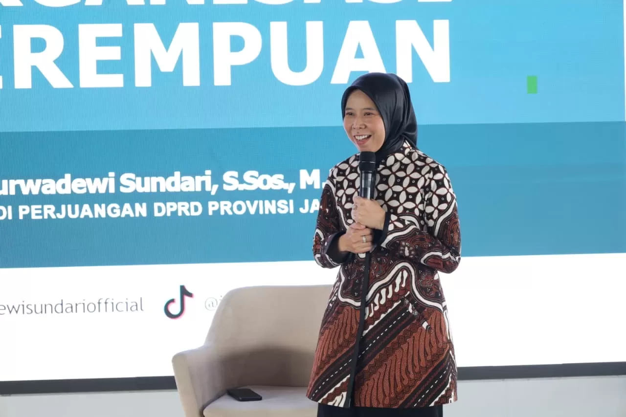 PDIP DPRD Jabar Desak Evaluasi Total SPMB 2026, Soroti Sekolah Maung dan Jalur Domisili