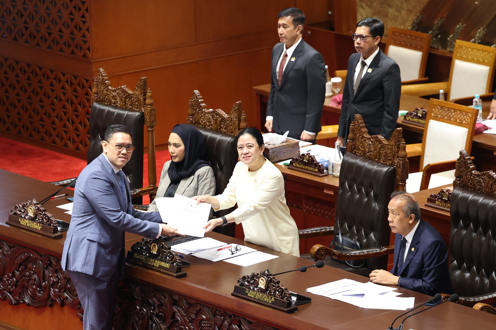 DPR Setujui Tujuh Anggota Komisi Informasi Pusat Periode 2026–2030