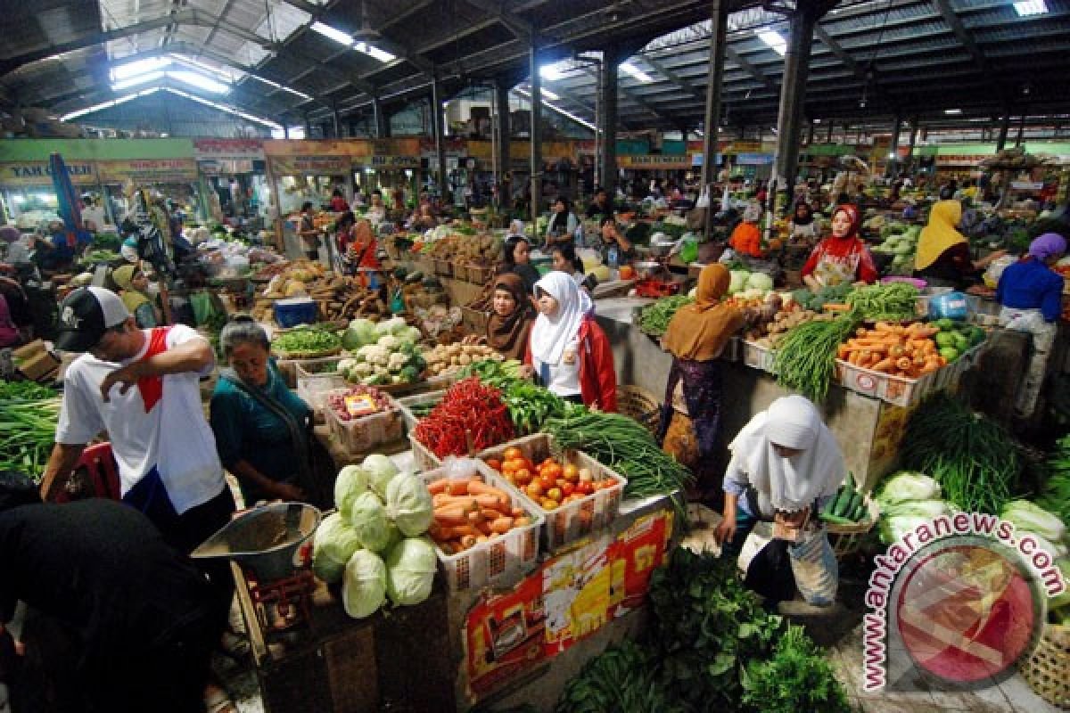 Harga Cabai Rawit Merah Tembus Rp63.900 per Kg, Telur Ayam Rp29.250 per Kg