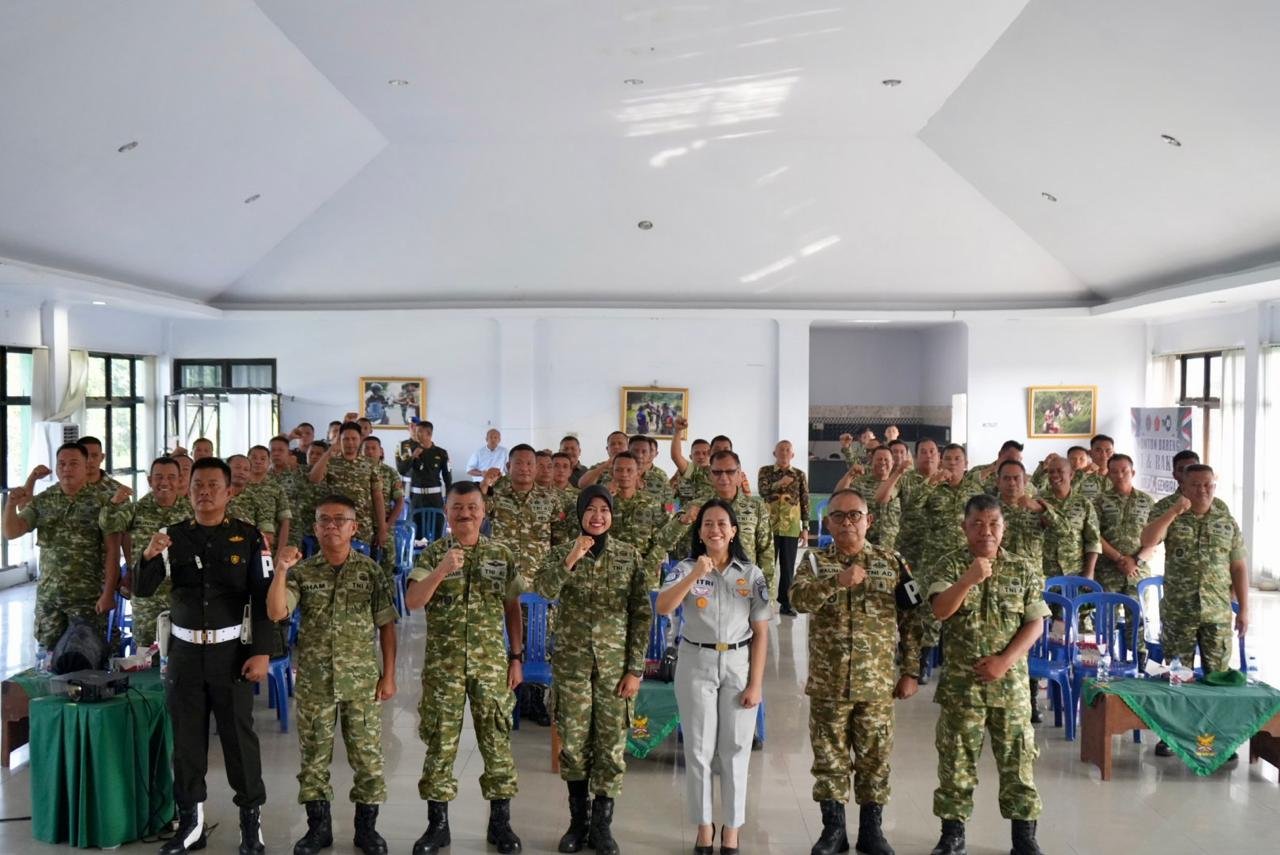 Tingkatkan Kesadaran Keselamatan Berlalu Lintas Melalui Sosialisasi di KODIM 0407 Tingkatkan Kesadaran Keselamatan Berlalu Lintas Melalui Sosialisasi di KODIM 0407