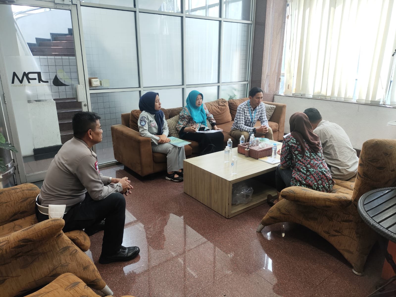 Operasi Khusus Samsat Kawaluyaan: Jasa Raharja Bandung Perkuat Sinergi Sektor Swasta