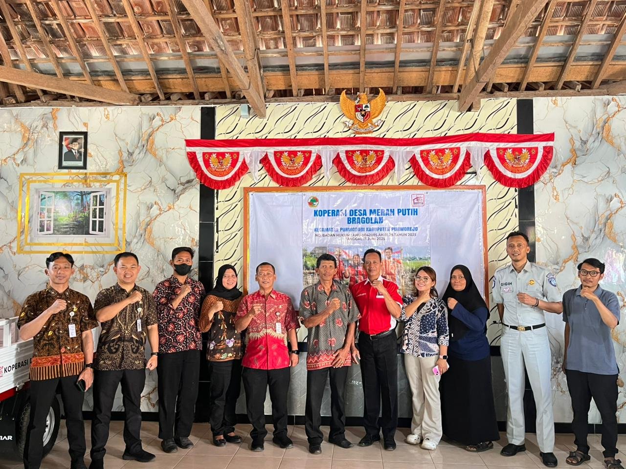 Dekatkan Pelayanan Publik, Samsat Budiman Resmi Diaktifkan di KDMP Bragolan Purworejo Dekatkan Pelayanan Publik, Samsat Budiman Resmi Diaktifkan di KDMP Bragolan Purworejo