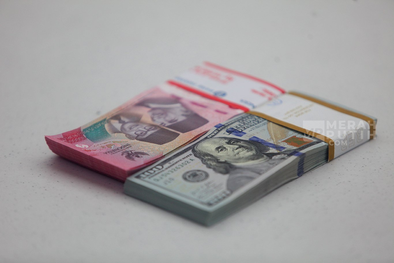 Rupiah Hari Ini Menguat ke Rp17.810 per Dolar AS pada Pembukaan Perdagangan Kamis