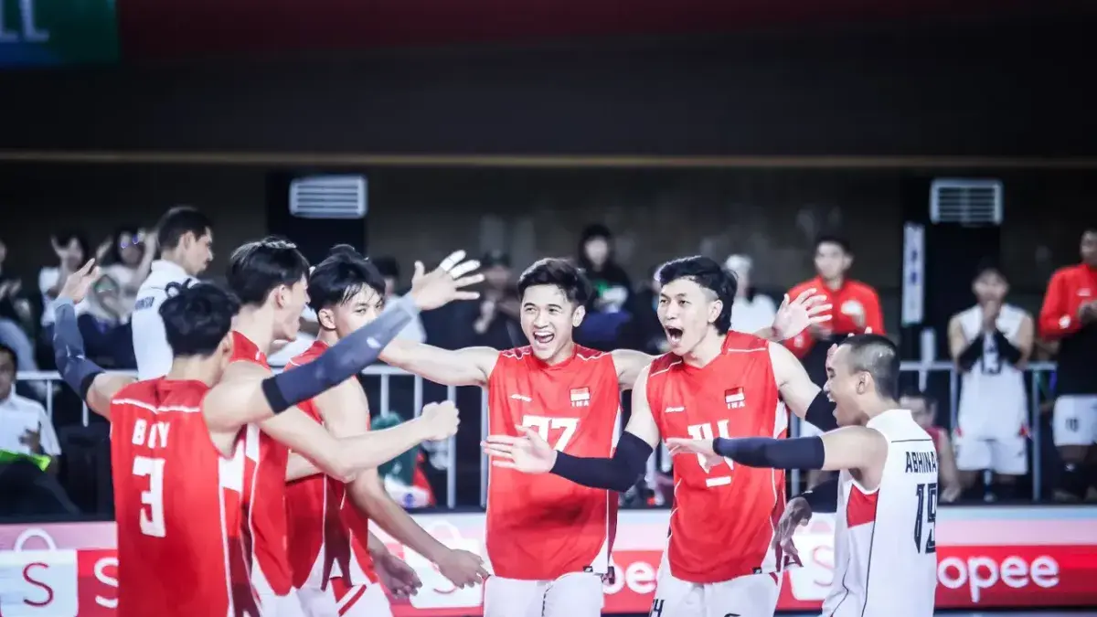 Timnas Voli Putra Indonesia Kalahkan Kamboja 3-0 dalam Laga Persahabatan Timnas Voli Putra Indonesia Kalahkan Kamboja 3-0 dalam Laga Persahabatan
