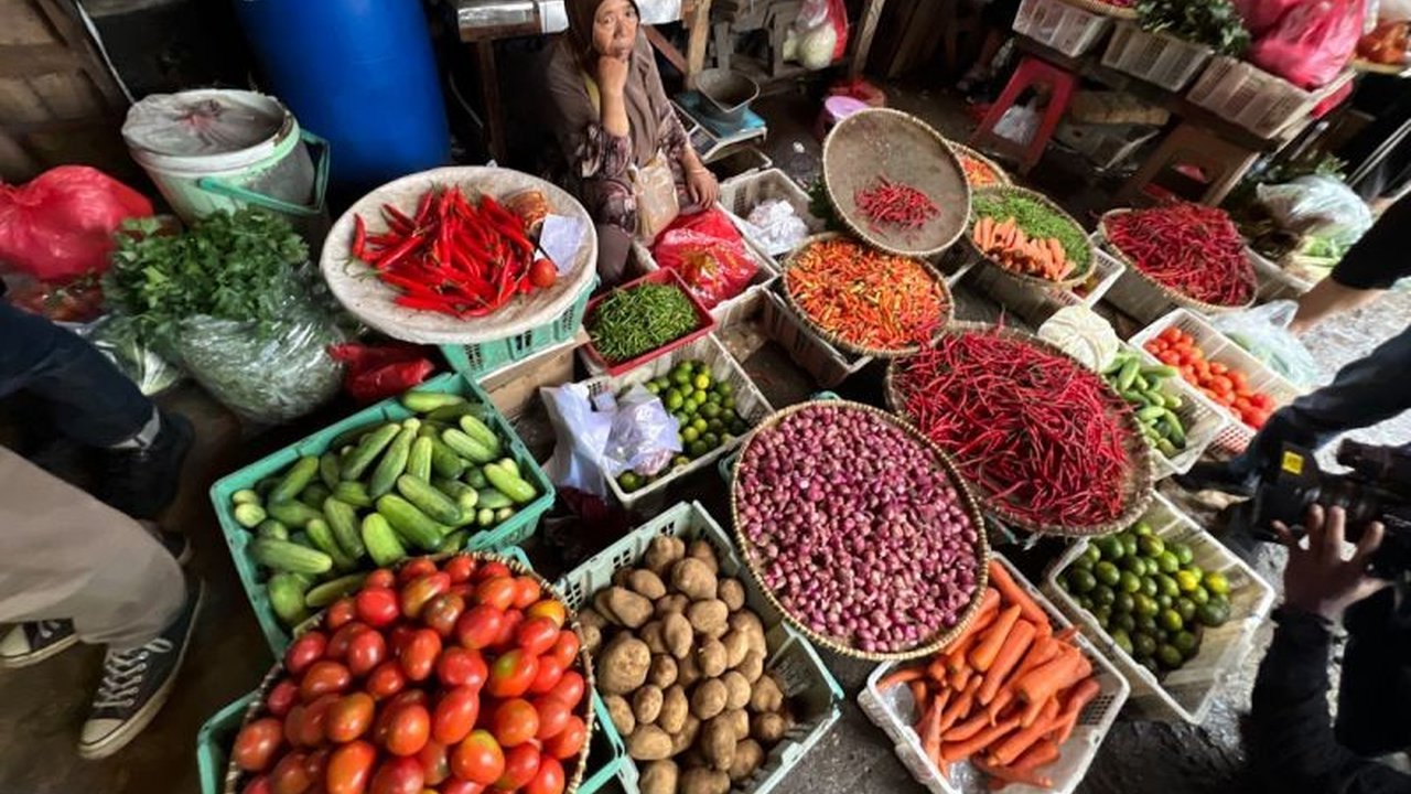 Harga Pangan Hari Ini: Cabai Rawit Merah Tembus Rp120 Ribu per Kg, Telur Ayam Rp37.500