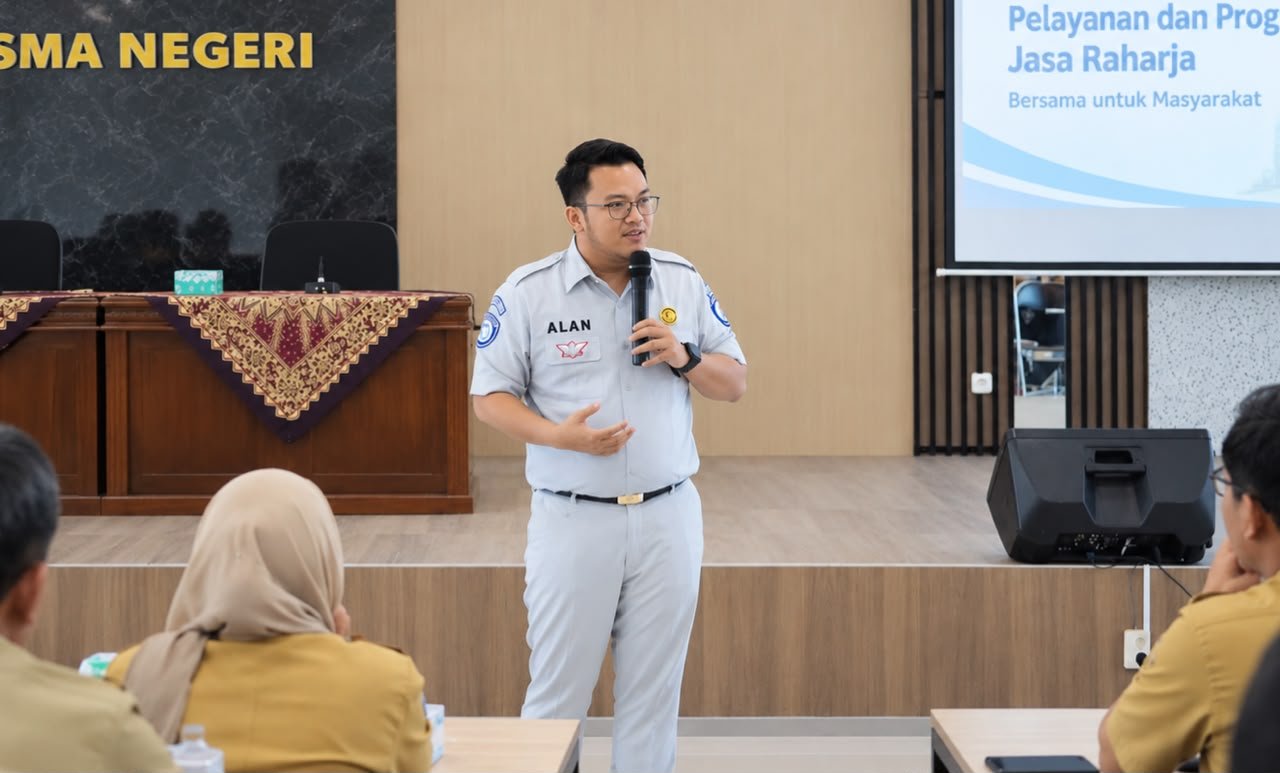Jasa Raharja Purwokerto Perkuat Edukasi Keselamatan Berlalu Lintas melalui Pengajar di SMA Negeri 2 Sokaraja Jasa Raharja Purwokerto Perkuat Edukasi Keselamatan Berlalu Lintas melalui Pengajar di SMA Negeri 2 Sokaraja