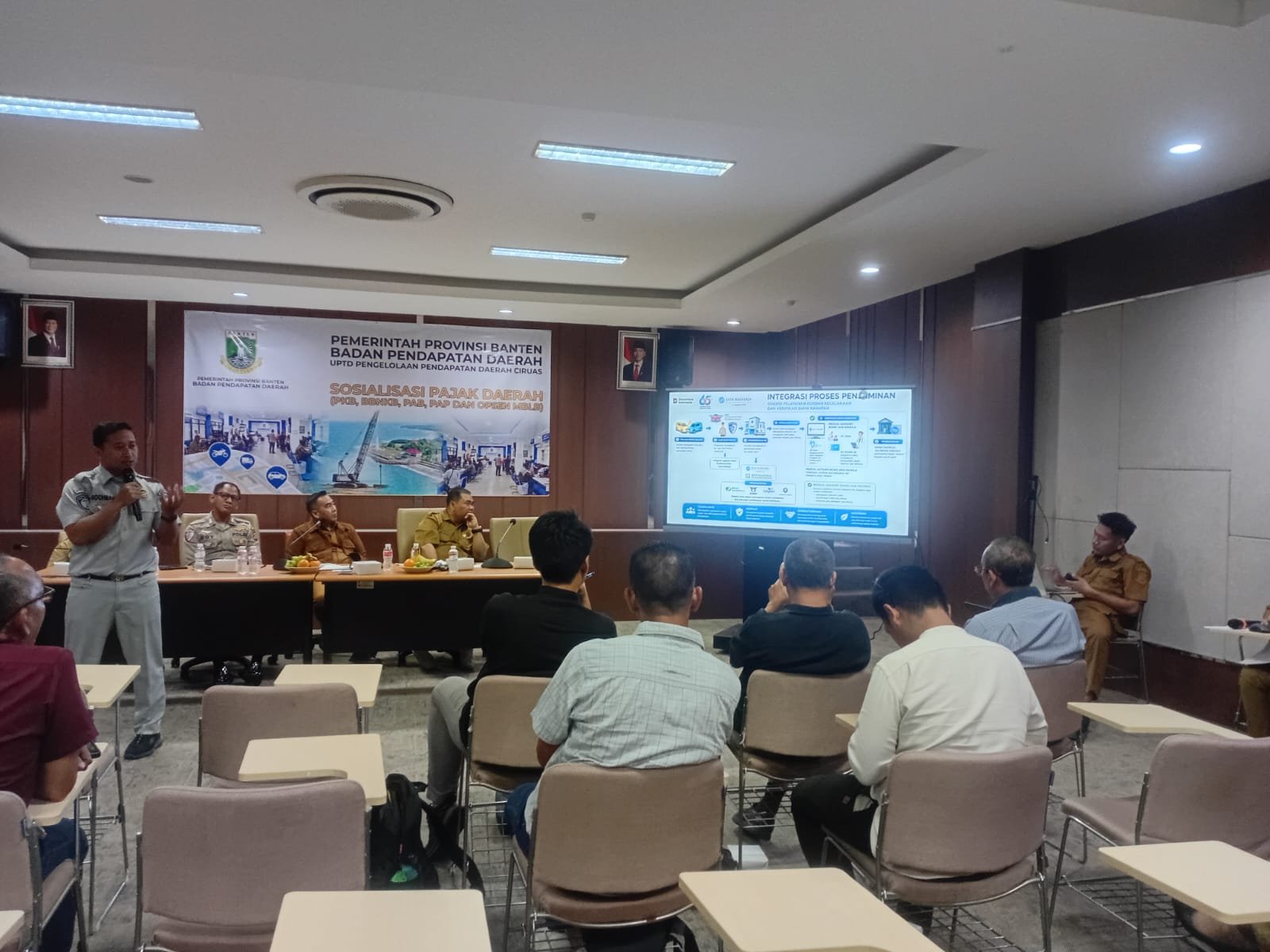 Jasa Raharja Banten dan Tim Pembina Samsat Kabupaten Serang Sosialisasikan Keselamatan Lalu Lintas serta Program Pemutihan Denda PKB & SWDKLLJ kepada 20 Perusahaan Jasa Raharja Banten dan Tim Pembina Samsat Kabupaten Serang Sosialisasikan Keselamatan Lalu Lintas serta Program Pemutihan Denda PKB & SWDKLLJ kepada 20 Perusahaan