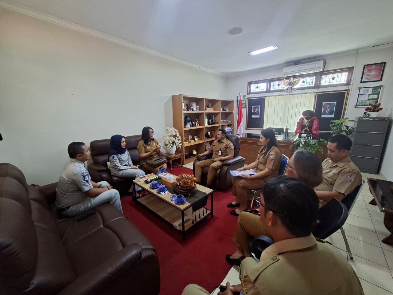 Bayar Pajak Makin Mudah,Jembrana Siapkan Inovasi Pembayaran PKB melalui BUMDes Bayar Pajak Makin Mudah,Jembrana Siapkan Inovasi Pembayaran PKB melalui BUMDes