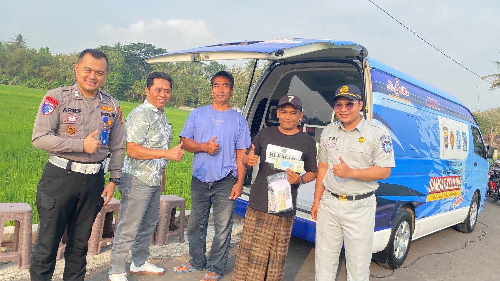 Dari Layanan Pajak hingga Informasi Bebas Denda, Jasa Raharja Hadir Menyapa Masyarakat di Sunmor Bulak Ngijon Dari Layanan Pajak hingga Informasi Bebas Denda, Jasa Raharja Hadir Menyapa Masyarakat di Sunmor Bulak Ngijon