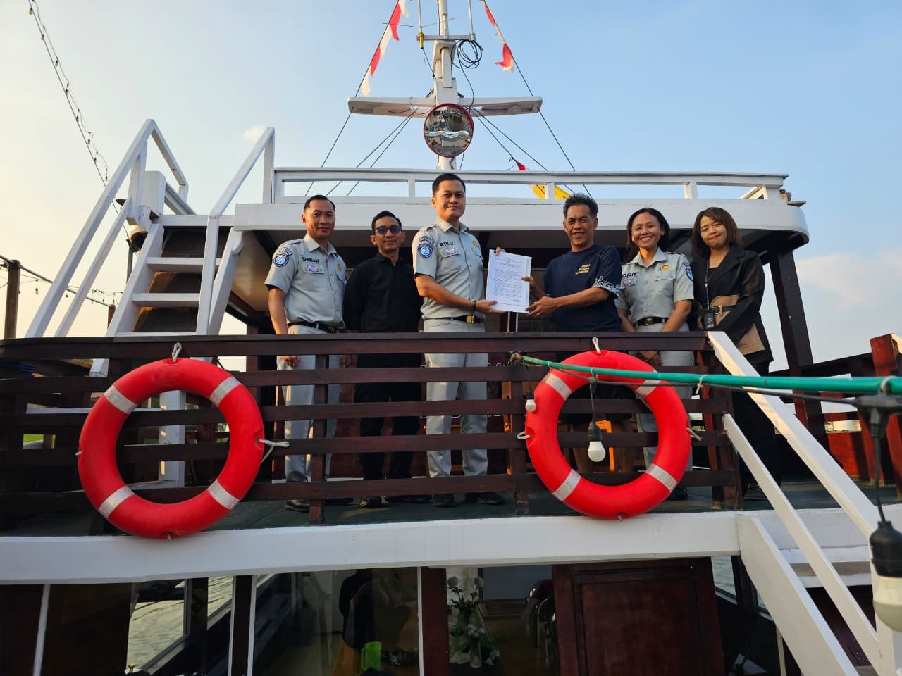 Jasa Raharja Kalsel Perkuat Perlindungan Penumpang Barito River Cruise melalui Kerja Sama dengan CV Cahayaditama Jasa Raharja Kalsel Perkuat Perlindungan Penumpang Barito River Cruise melalui Kerja Sama dengan CV Cahayaditama