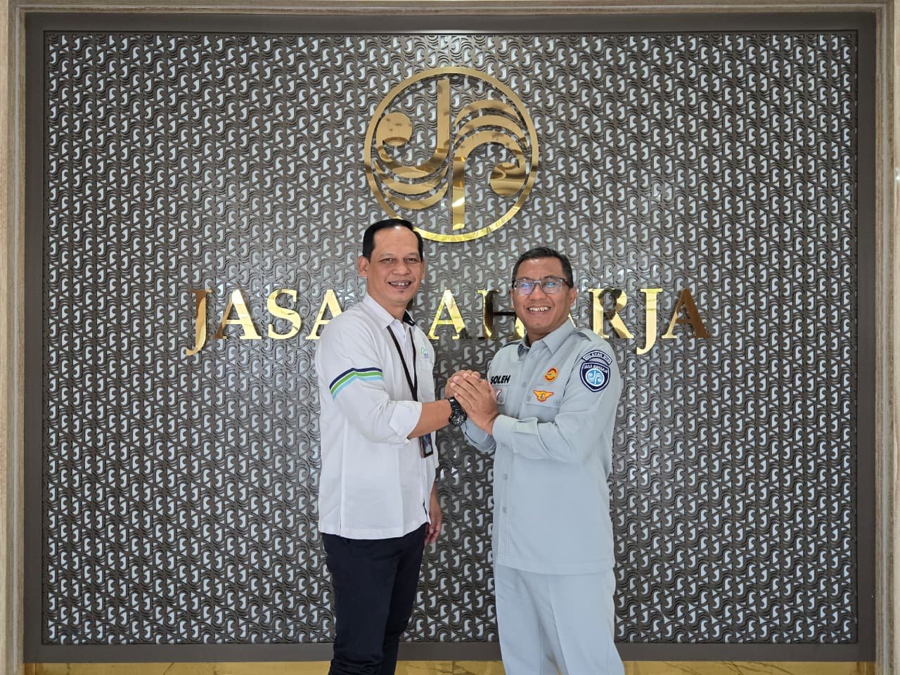 Bangun Kolaborasi Berkelanjutan, Jasa Raharja NTB Sambut Kunjungan GM ASDP Kayangan Bangun Kolaborasi Berkelanjutan, Jasa Raharja NTB Sambut Kunjungan GM ASDP Kayangan