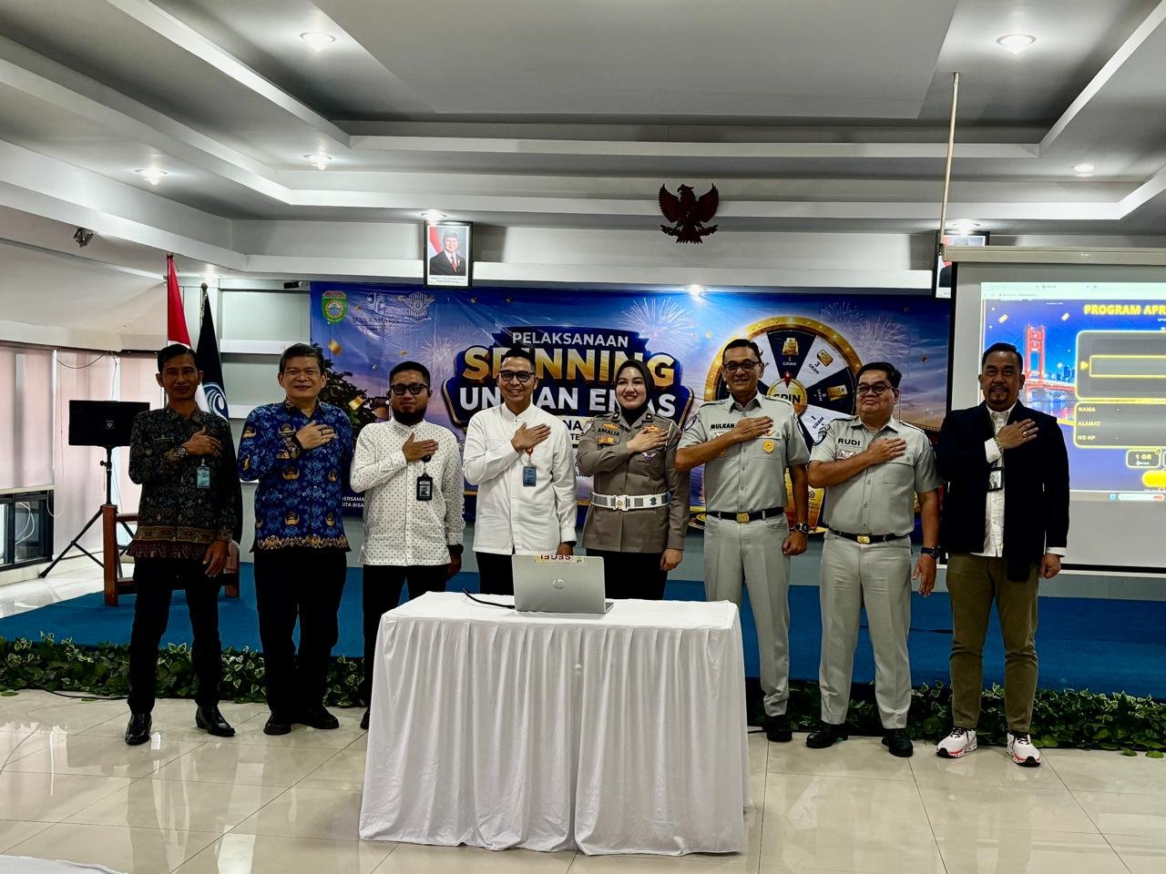 Undian Emas Jasa Raharja Sumsel, 8 Pemenang Terpilih oleh Tim Pembina Samsat Undian Emas Jasa Raharja Sumsel, 8 Pemenang Terpilih oleh Tim Pembina Samsat