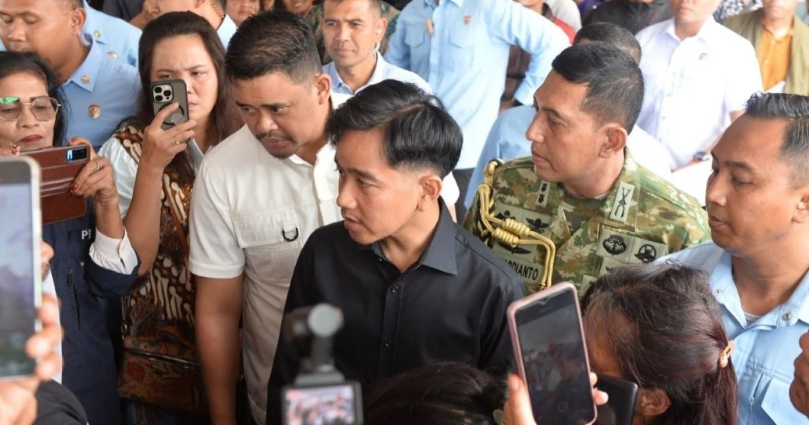 Gibran ke Batang, Minta Investigasi Dugaan Keracunan MBG Segera Dituntaskan