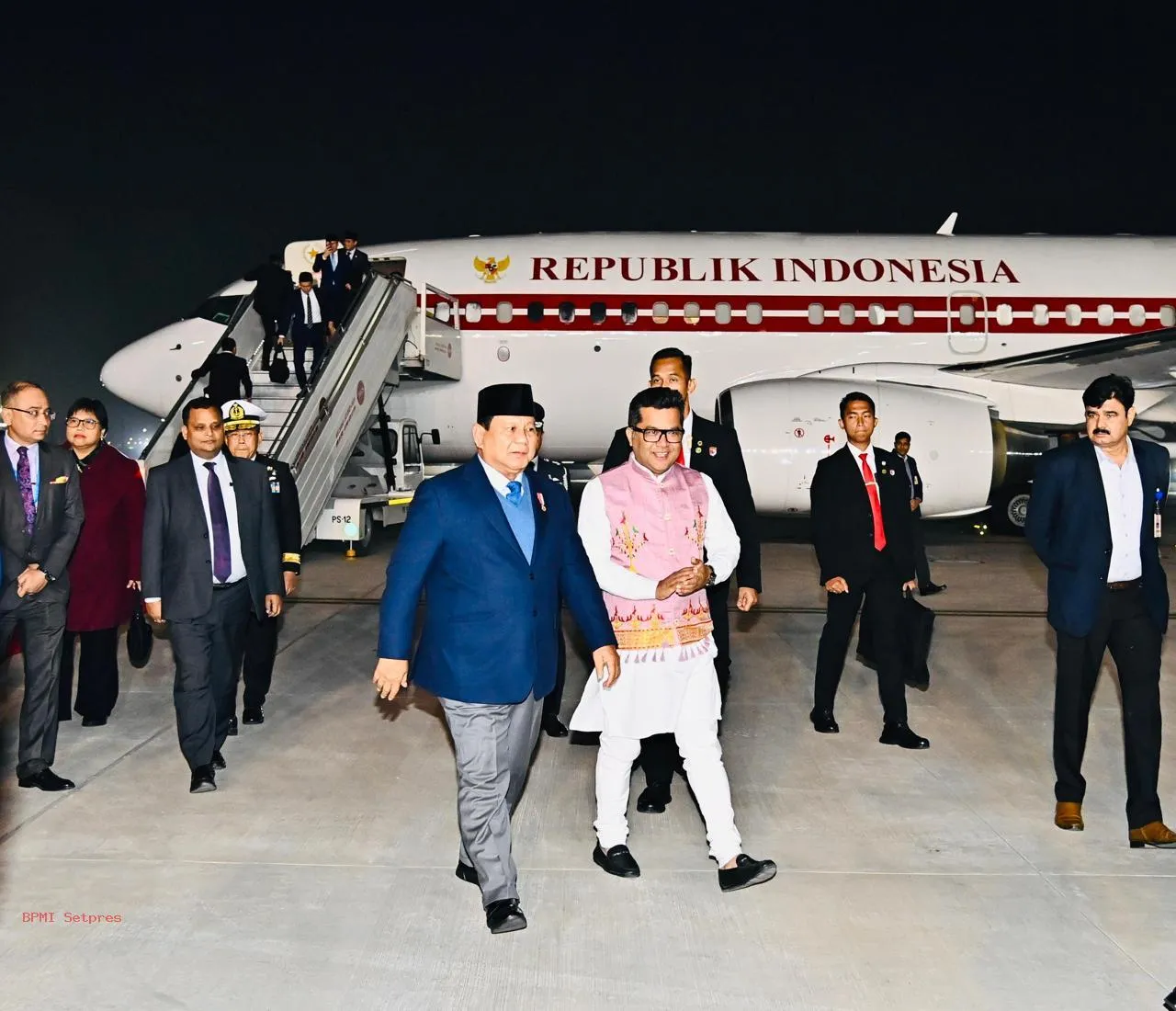 Prabowo Tiba di New Delhi, Siap Hadiri KTT BRICS ke-18