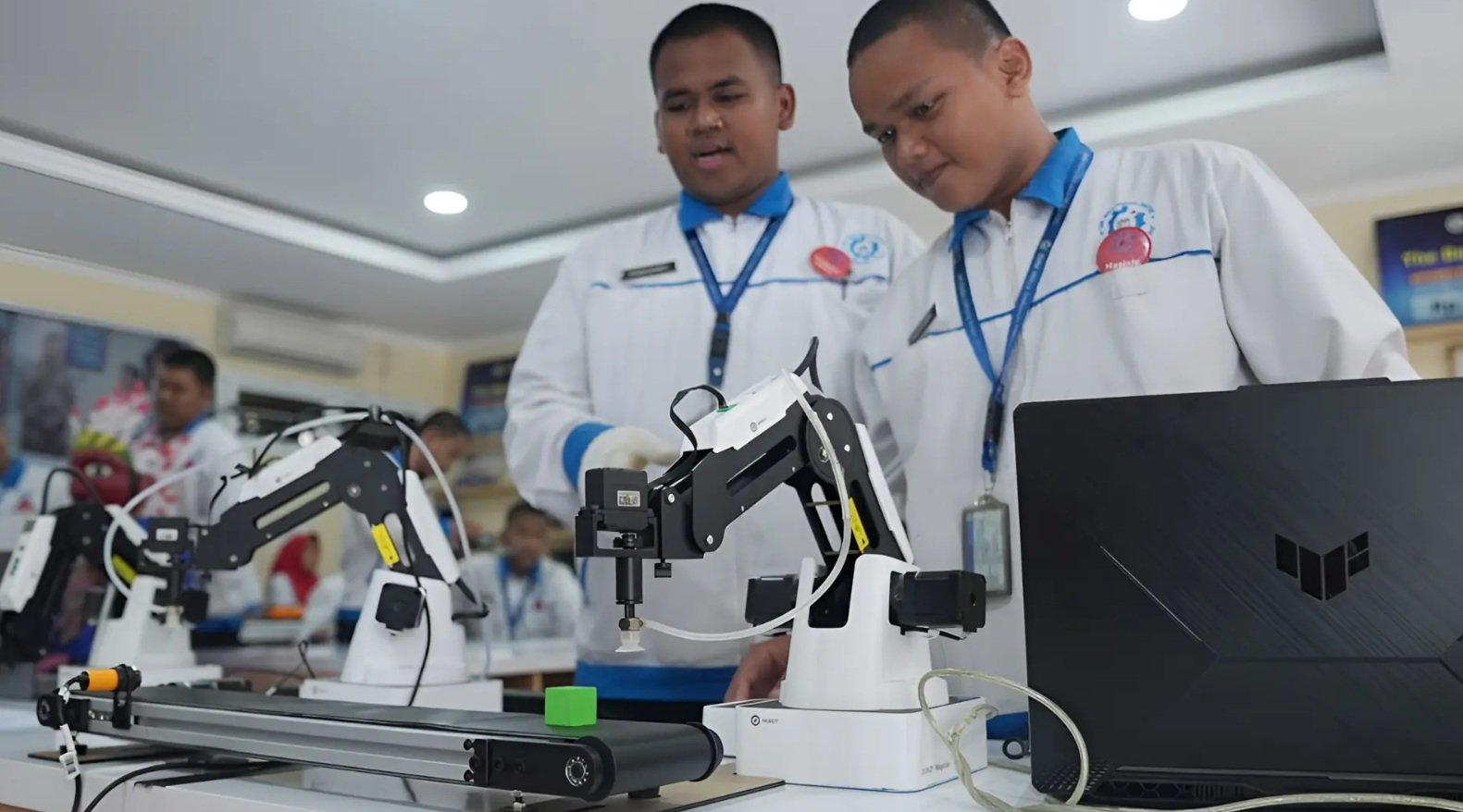 SMK Go Global Siapkan Lulusan SMK Bersaing di Pasar Kerja Internasional